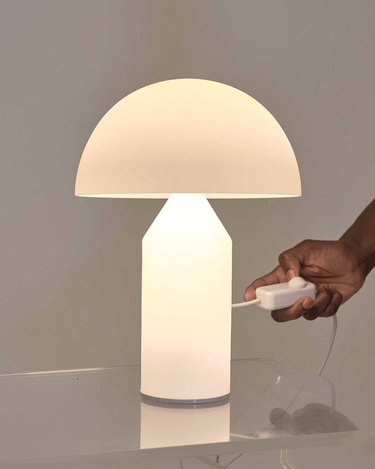 Venus Table Lamp elegant 2 different finishes