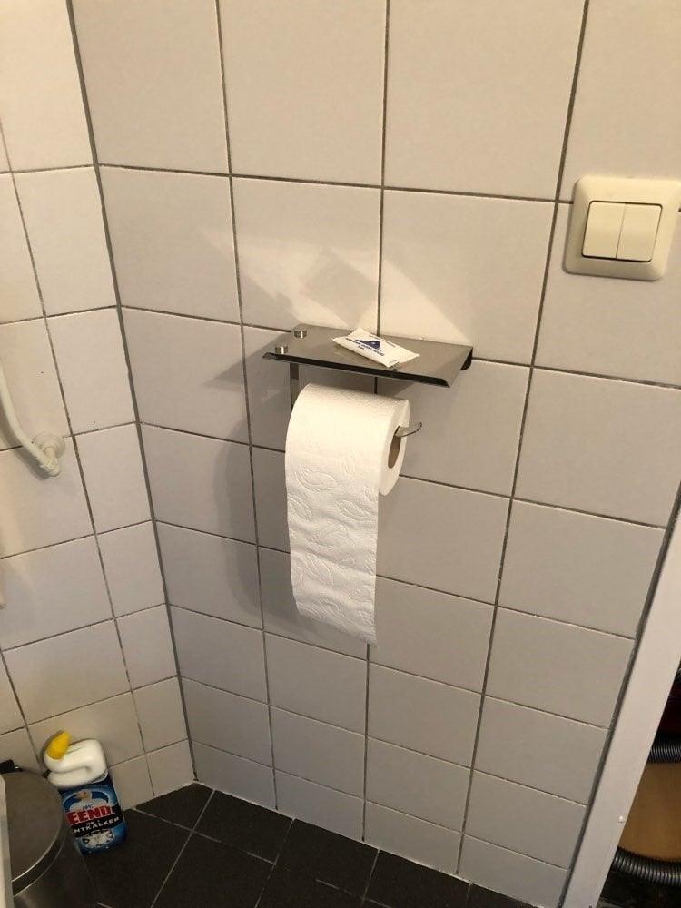 NEW: Stainless steel toilet paper holder with Shelf Wall Mounted Modern Paper Towel Adapter