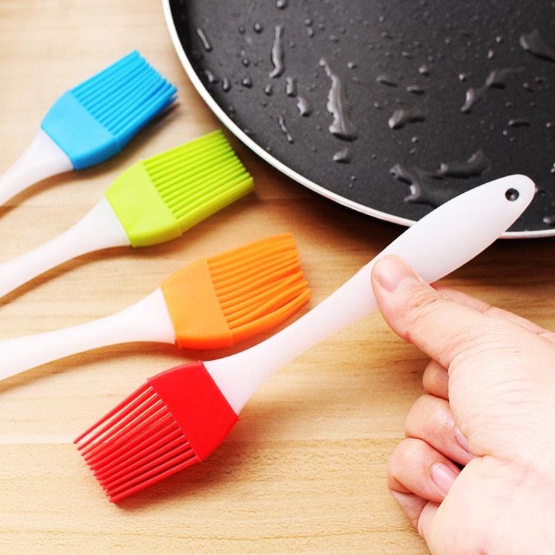 Silicone Basting Brush for use on Cakes Barbeque Pastry  Heat resistant 4 colors